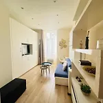 Апартаменты 5 Etoiles A Deux Pas De Monaco ! *