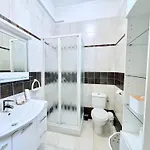 5 Etoiles A Deux Pas De Monaco !