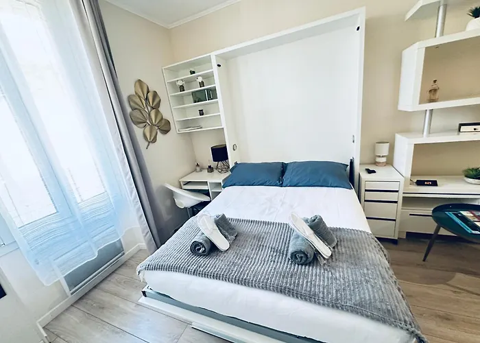 5 Etoiles A Deux Pas De Monaco !